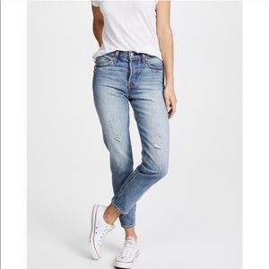 NWT Levi’s High waisted Wedgie Selvedge Jeans 26